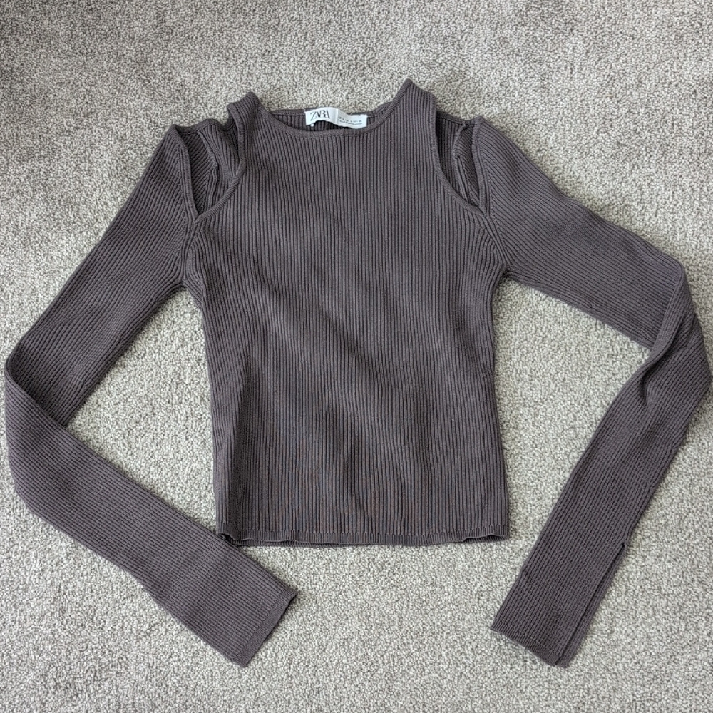Zara Gray Ribbed Cut Out Long Sleeve